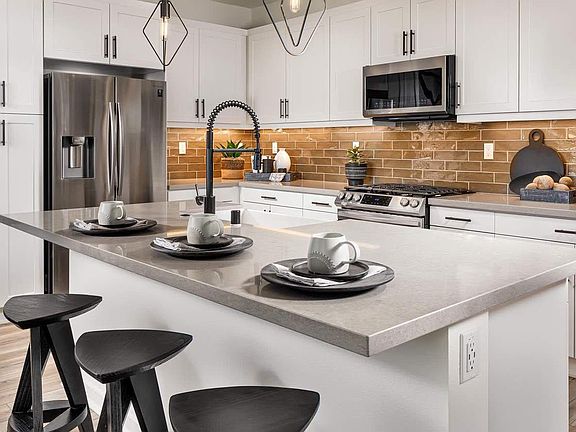 5th image of 3680 Pollock St #6