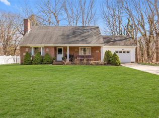 3060 North Rd, Greenport, NY 11944