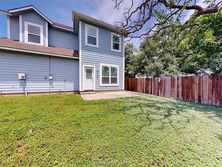 2706 Horse Haven Ln — Photo 32