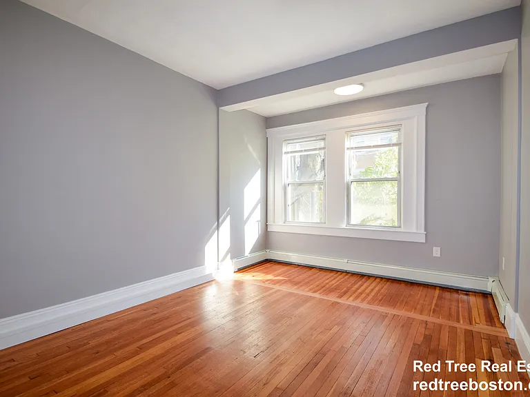 142 Sutherland Rd #U3 — Photo 11