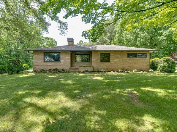 395 Robinson Ln, Decatur, TN 37322