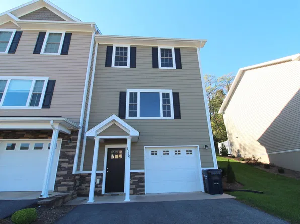 1110 Bluemoon Dr, Harrisonburg, VA 22801