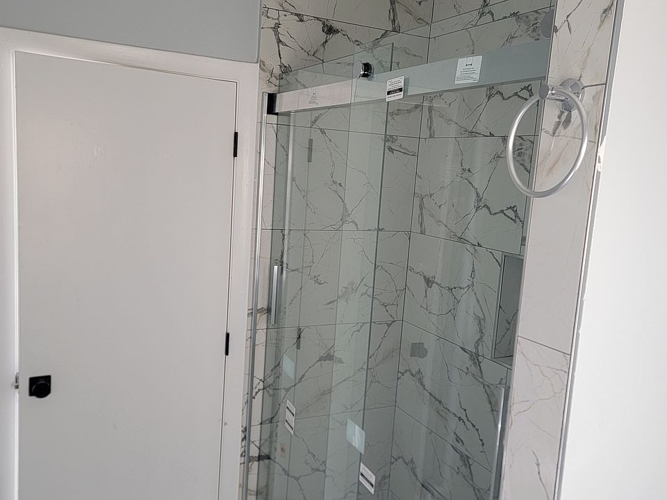 Walk-in-shower