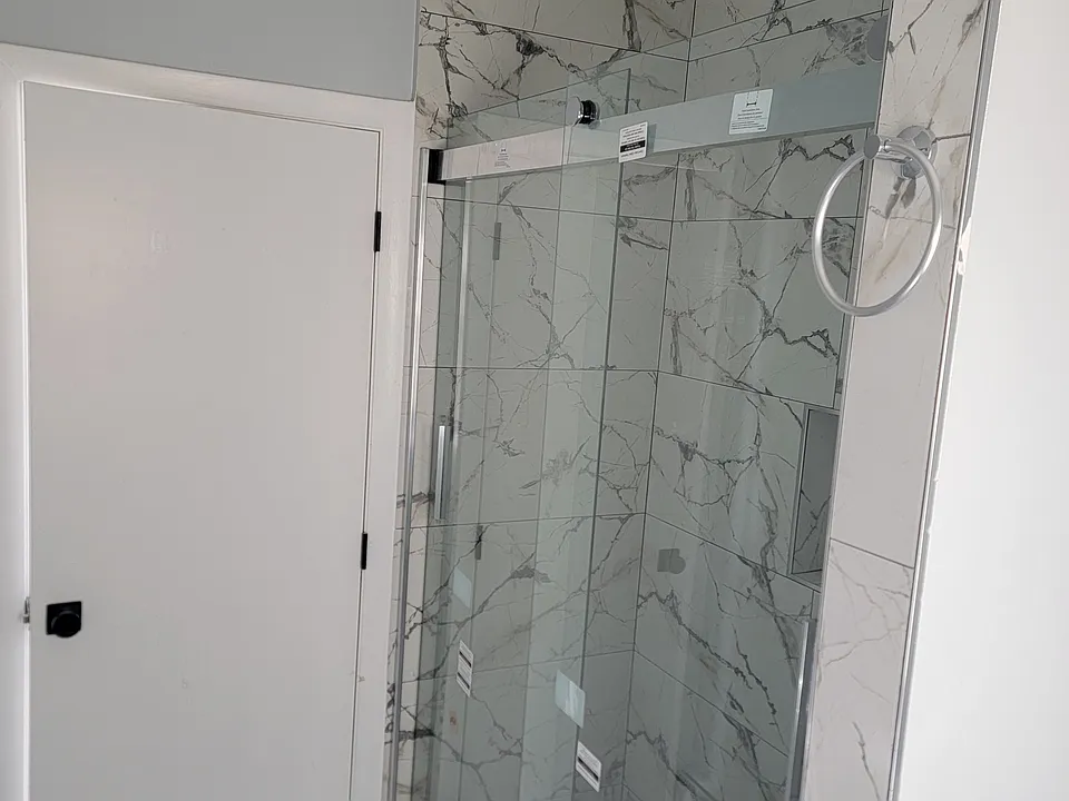 Walk-in-shower