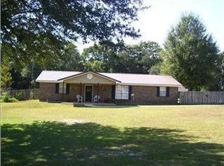 10639 Mimosa Dr W, Irvington, AL 36544