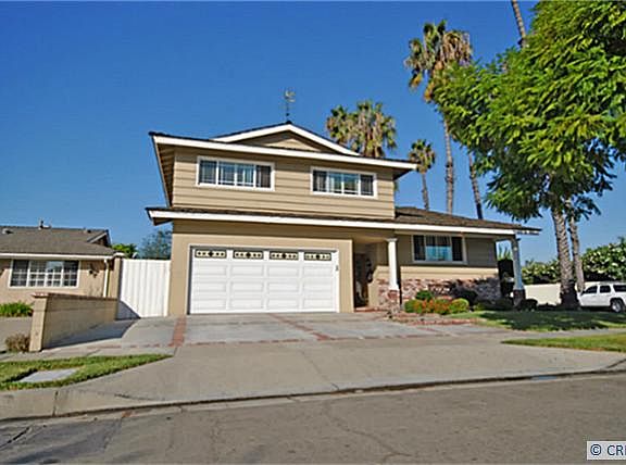 2nd image of 3481 Julian Ave