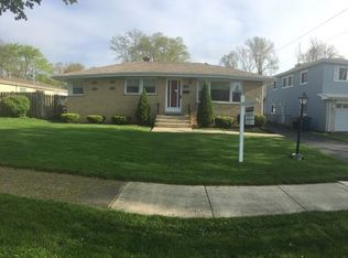 906 W Morris Ave, Addison, IL 60101