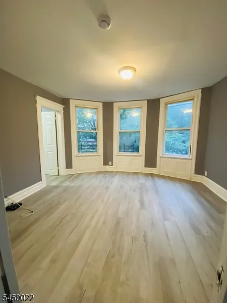17 Chelsea Ave #2