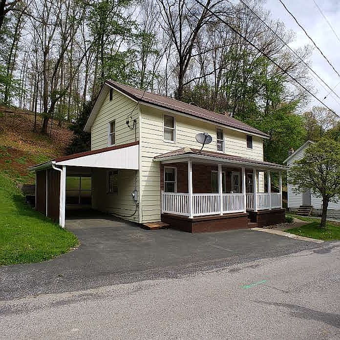1st image of 105 Ann St