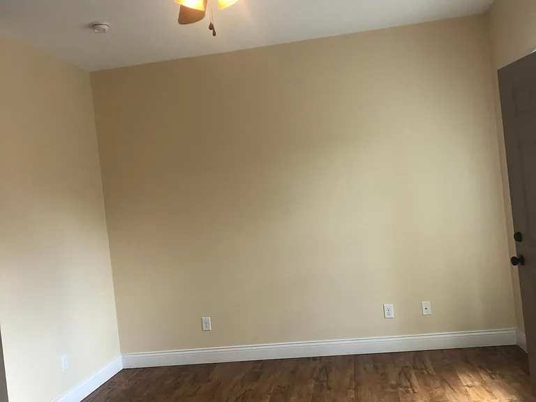 1602 Ryan Ave — Photo 7