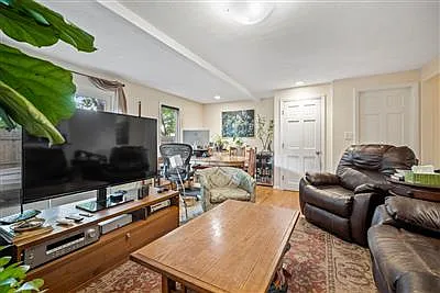 56 Waterhouse St — Photo 5