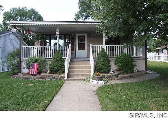 1st image of 2803 Warren Ave
