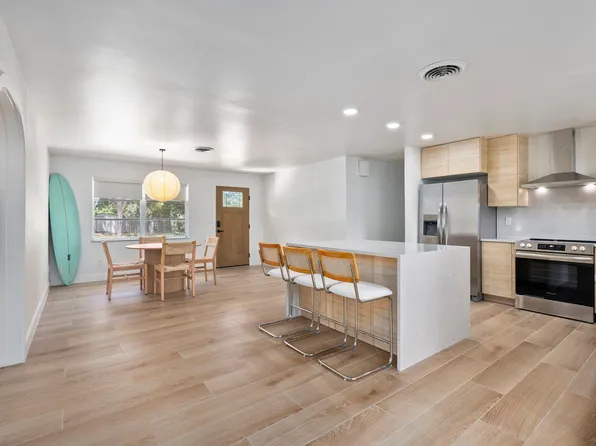 636 NE Waverly Ter, Jensen Beach, FL 34957