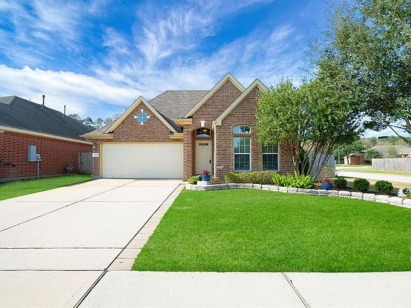 Single story home on corner lot