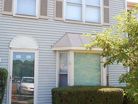2nd image of 10605 Greta Lynn Ct
