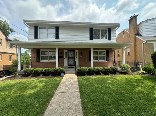 2715 Powell Dr, Cincinnati, OH 45211