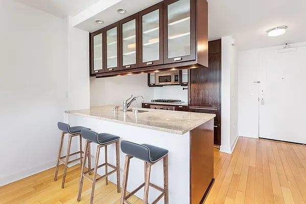 Rented by BLU Real Estate | media 3