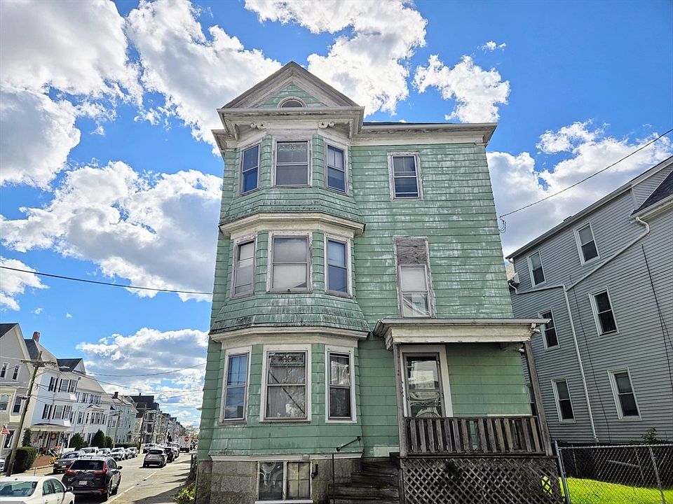 1st image of 126 Fair St
