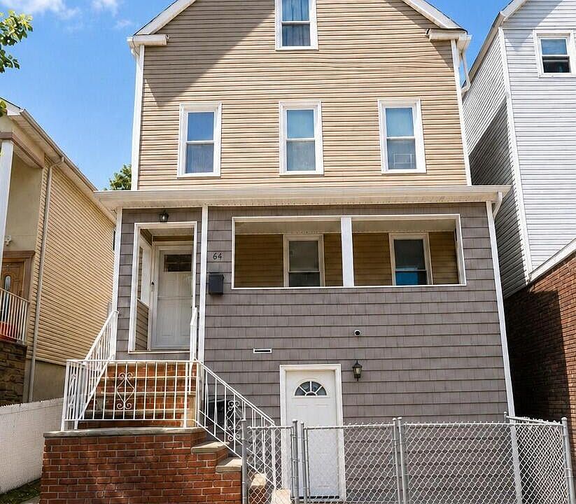 1st image of 64 Cassidy Pl