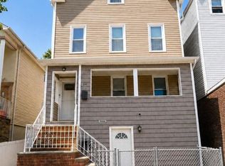 64 Cassidy Pl, Staten Island, NY 10301