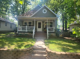521 N C St, Arkansas City, KS 67005