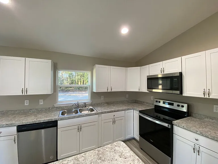 23 Aspen Dr — Photo 11
