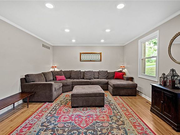 4th image of 1748 Moynelle Dr
