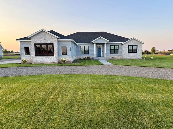 3898 Taylor Ln