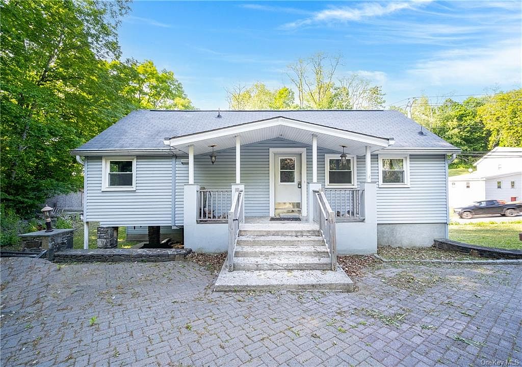 2 E Hook Cross Road, Hopewell Junction, NY 12533 Zillow