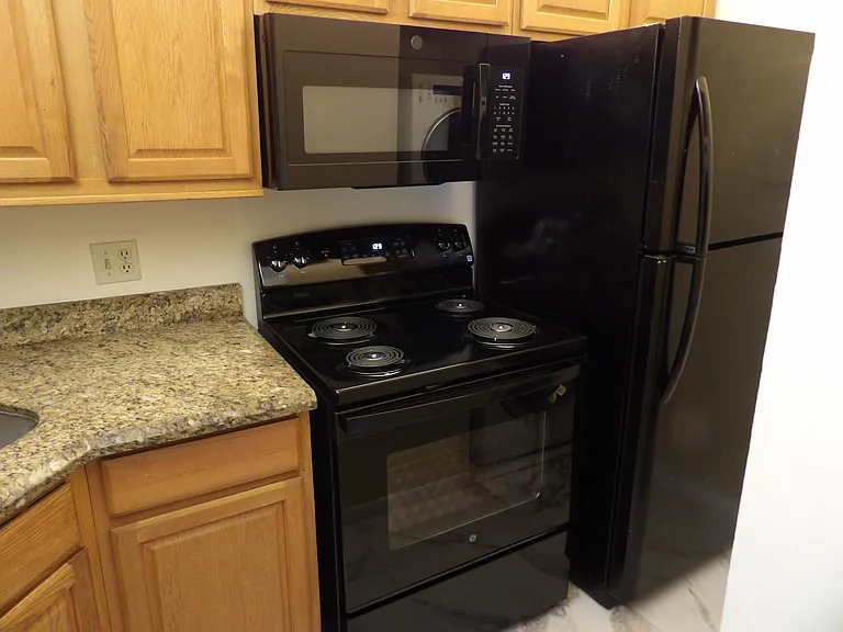 623 Sea Pine Way #D2 — Photo 11