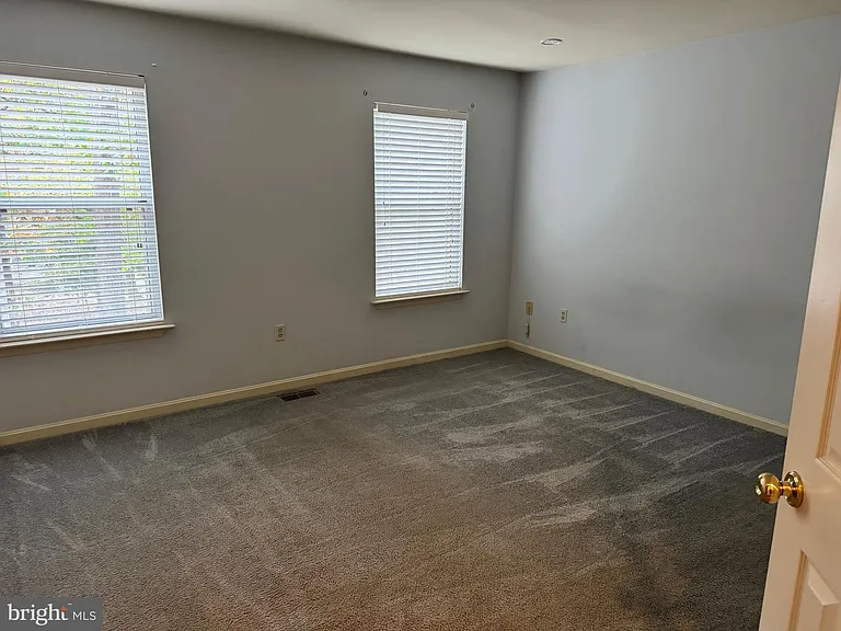 11295 Sitting Bull Cir — Photo 18