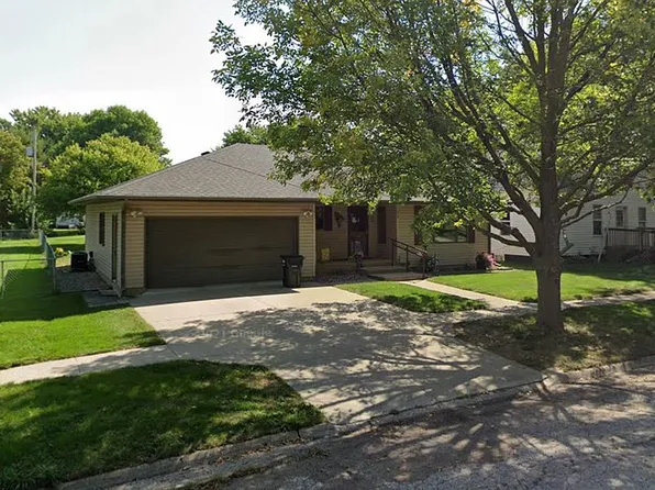 409 Tipton St, Salix, IA 51052