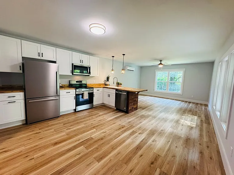 4240 Buck Dr — Photo 20
