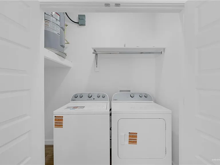 2905 Esteban St #3 — Photo 12