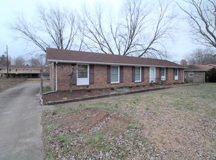 2111 Fleming Rd, Clarksville, TN 37043