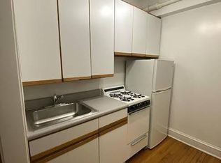 3907 N Greenview Ave #KG, Chicago, IL 60613