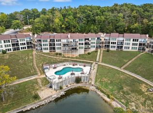 70 Robinwood Dr #3E, Lake Ozark, MO 65049