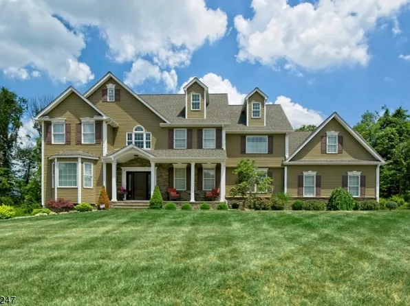 7 Everett Rd, Union Twp., NJ 08867