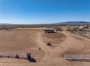 7212 W Zuni Dr, Golden Valley, AZ 86413