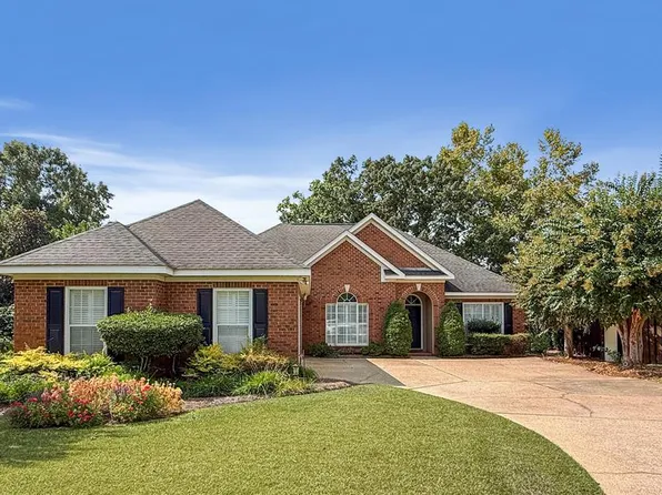 612 Jamestown Blvd, Dothan, AL 36301