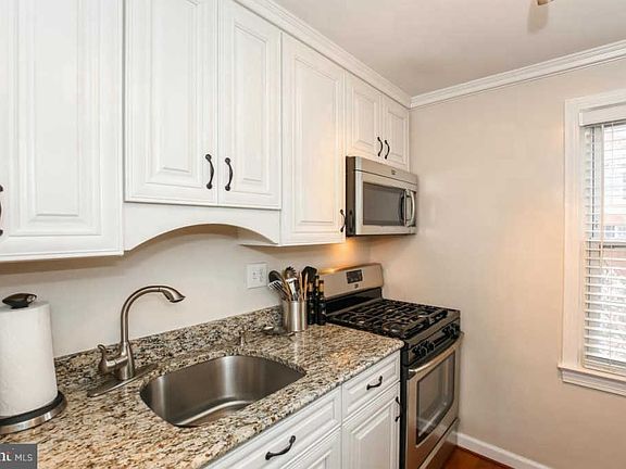 3rd image of 5007 10th St S APT 3