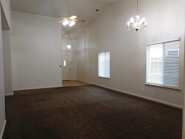 5294 W Norwich Ave — Photo 2