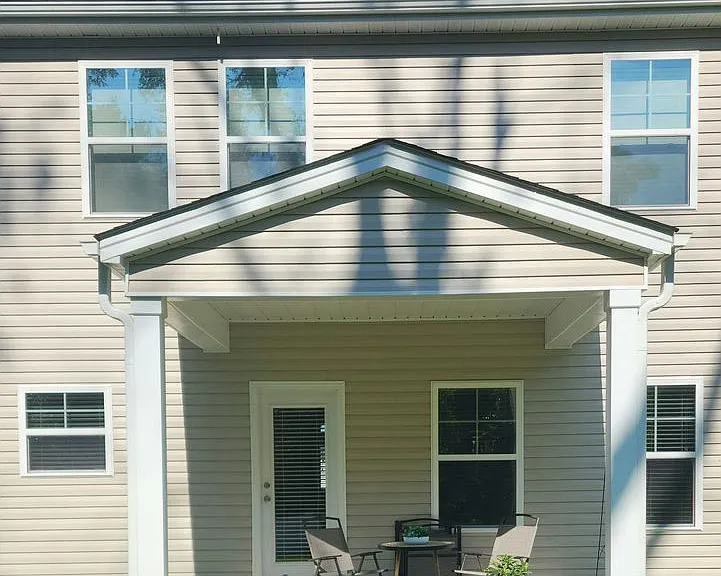 1808 Stackhouse Dr — Photo 32