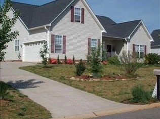 238 Abners Trail Rd, Greer, SC 29651