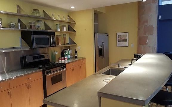 5th image of 120 E Cullerton St APT 204