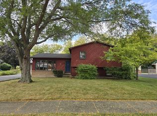 908 Kimberly Ln, Winthrop Harbor, IL 60096