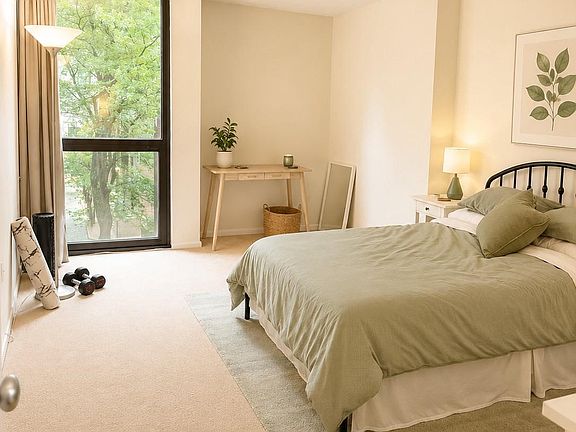5th image of 233 S 6th St APT 303A