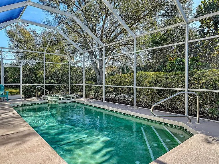 5811 White Oak Bayou Ct — Photo 36