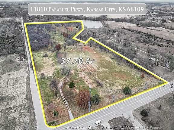 2nd image of 11810 Parallel Pkwy
