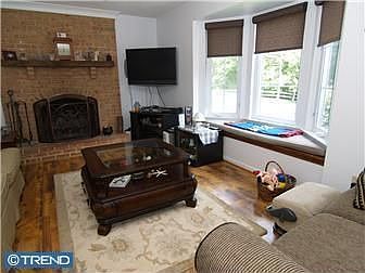 5th image of 203 S Deer Run Dr